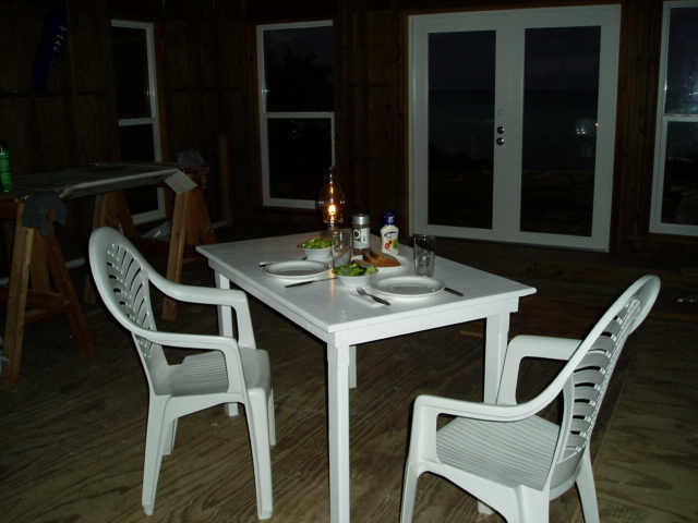 diningdec08.jpg