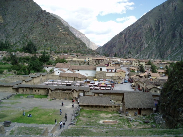 lookingdownonollantaytambo.jpg